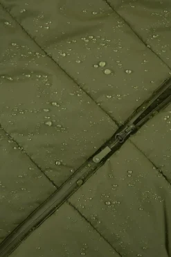 Abrigo acolchado repelente al agua
