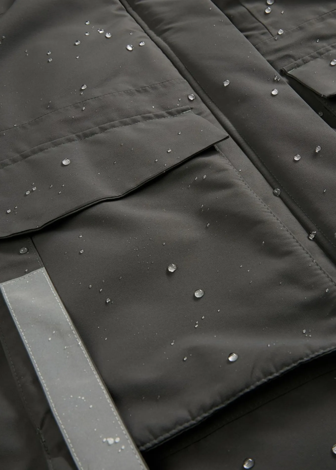 Abrigo funcional impermeable