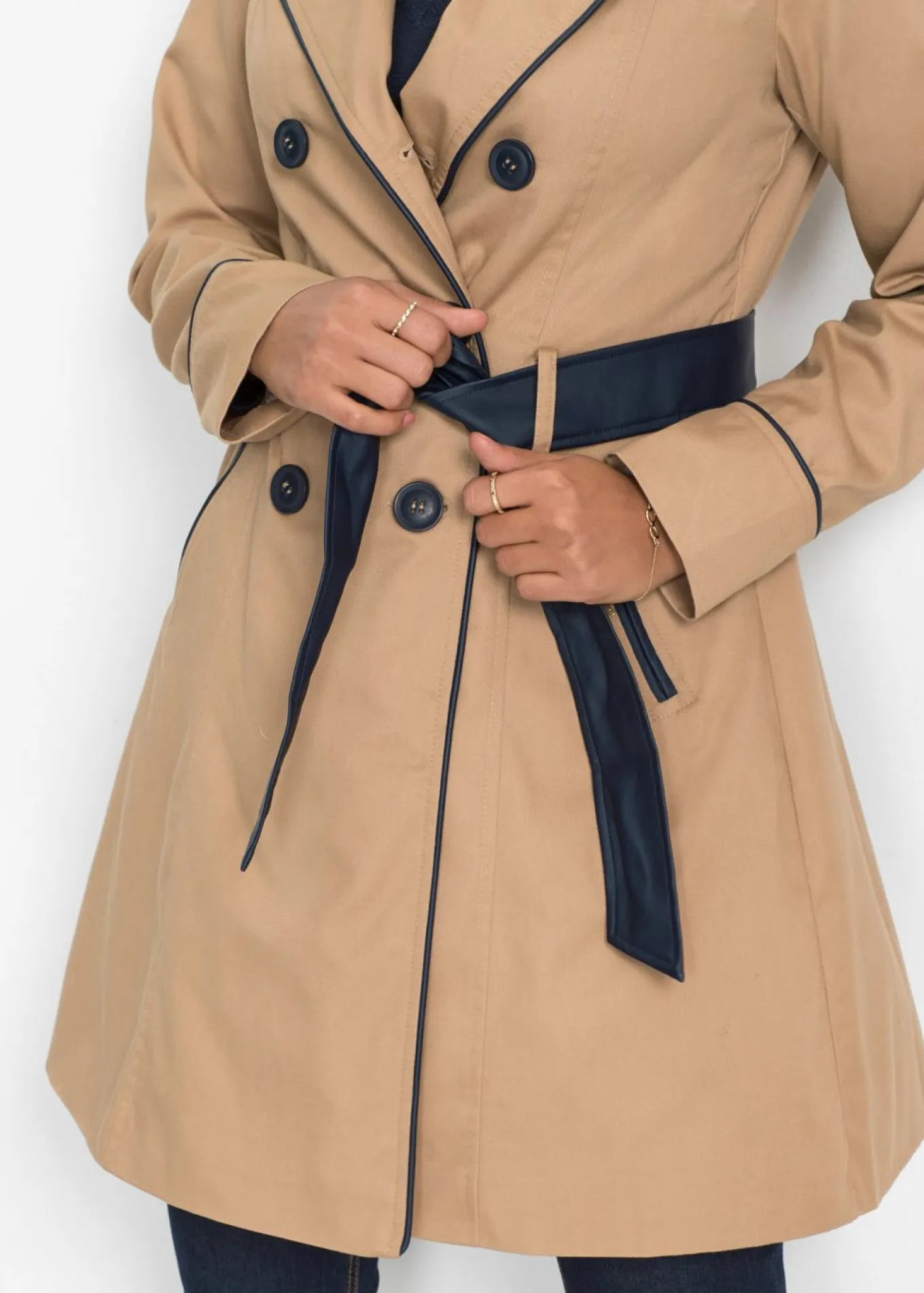 Abrigo gabardina de doble botonadura