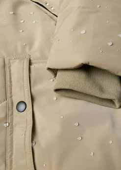 Abrigo guateado impermeable