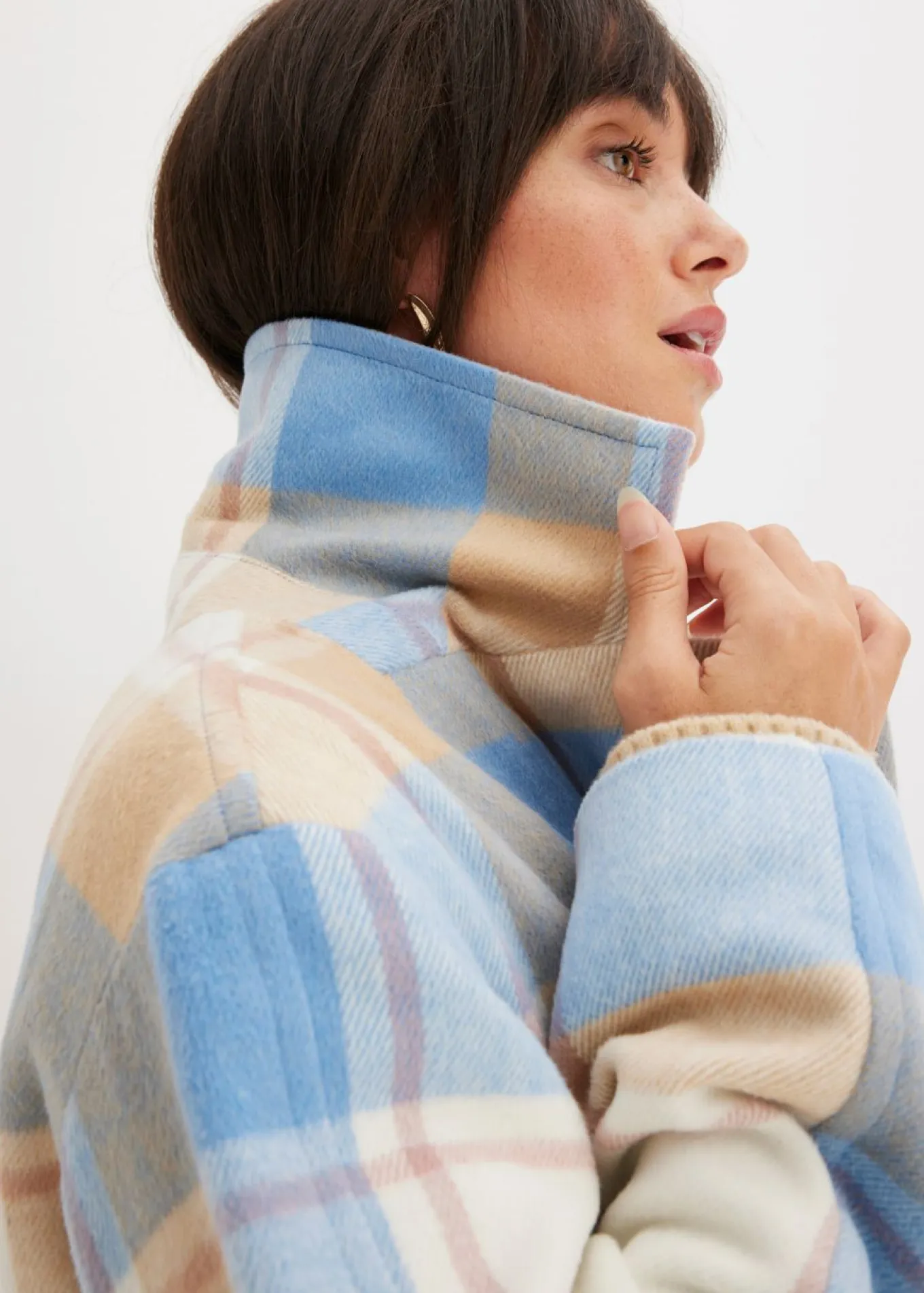 Abrigo oversize con look de lana