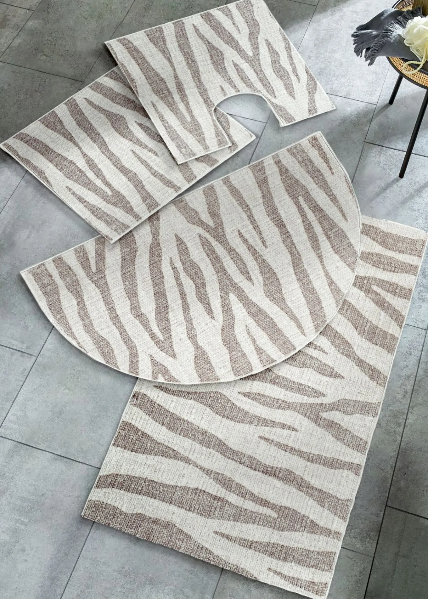 Alfombra de baño con estampado de cebra