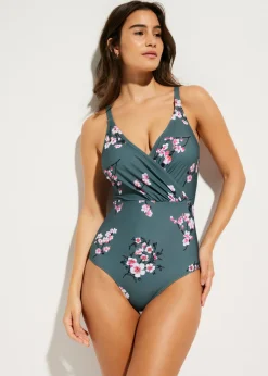 Bañador con ligero efecto moldeador y diseño cruzado