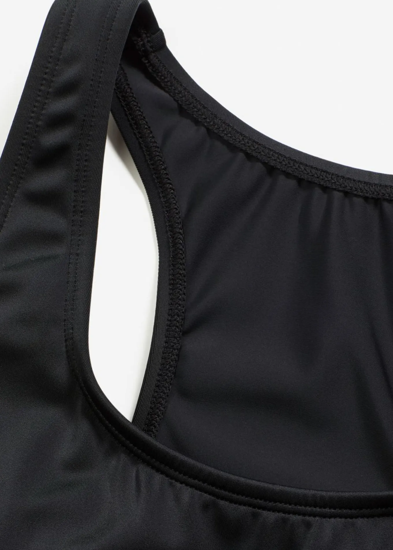 Bañador de material de secado rápido con espalda nadadora