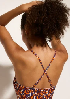 Bañador tipo bandeau con tirantes multiusos