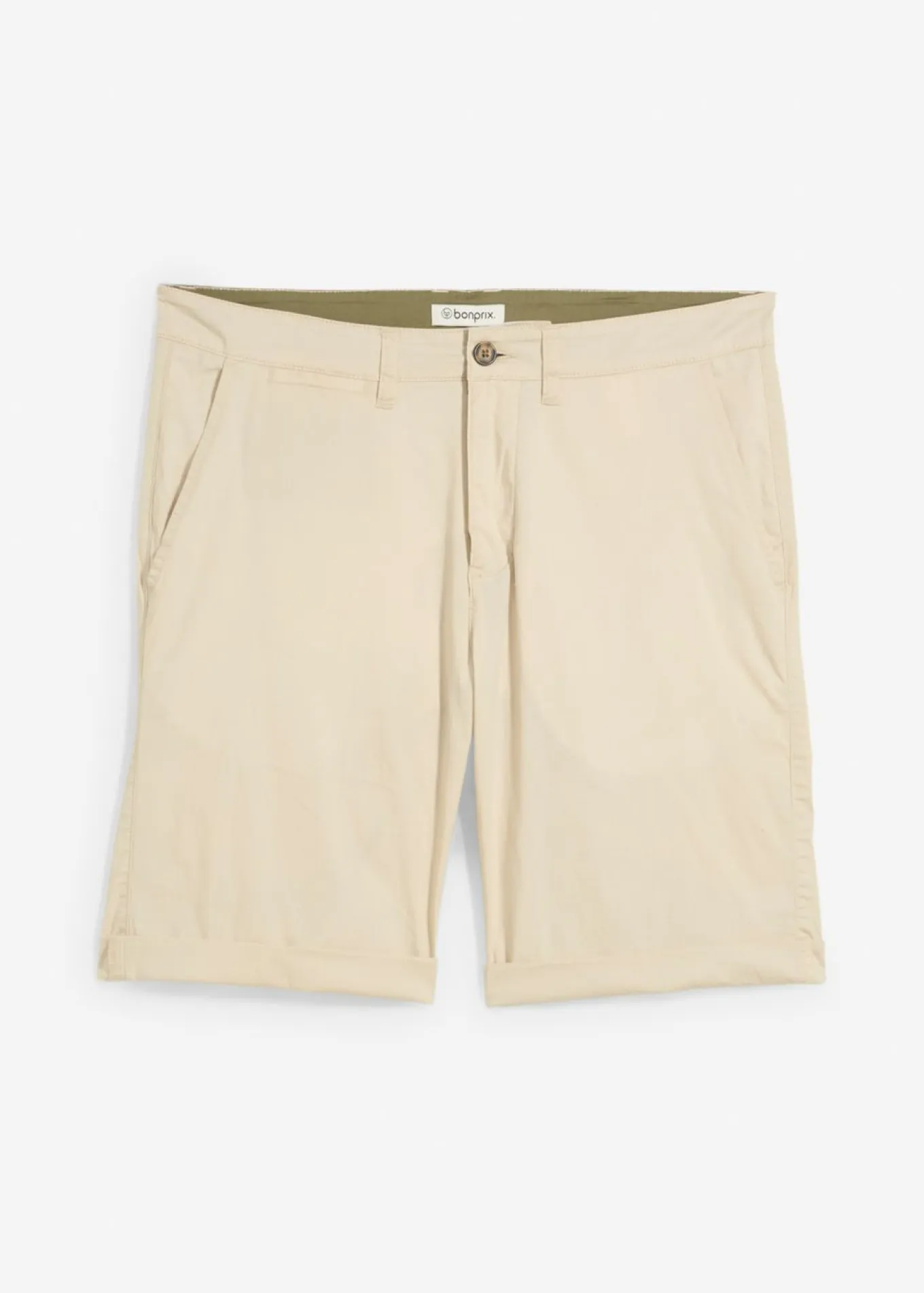 Bermuda tipo chino de corte regular