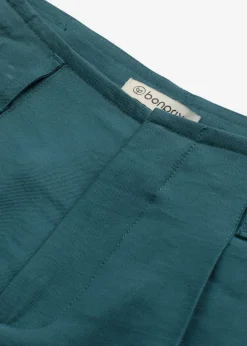 Bermudas anchas con pinzas