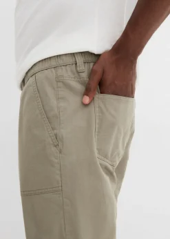 Bermudas con cintura cómoda, regular fit