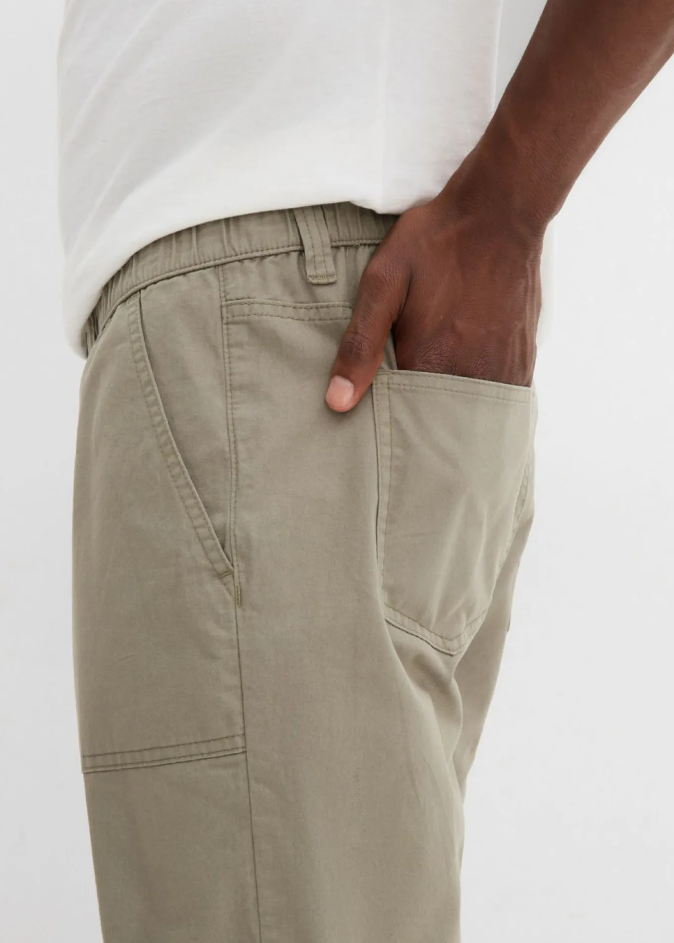 Bermudas con cintura cómoda, regular fit