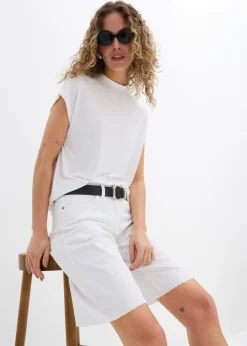 Bermudas con dobladillo abierto