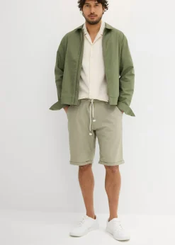 Bermudas con lino y corte regular
