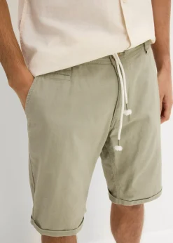 Bermudas con lino y corte regular