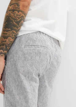 Bermudas con lino y corte regular
