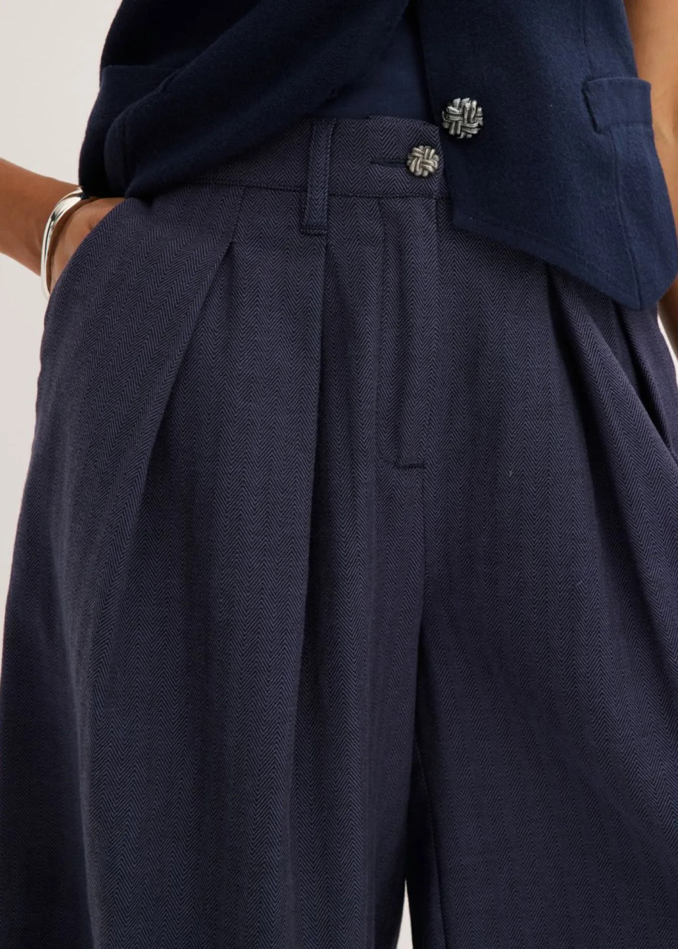 Bermudas con pinzas