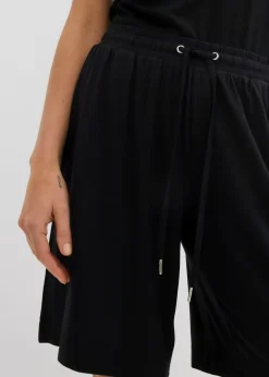 Bermudas de punto de viscosa fluida