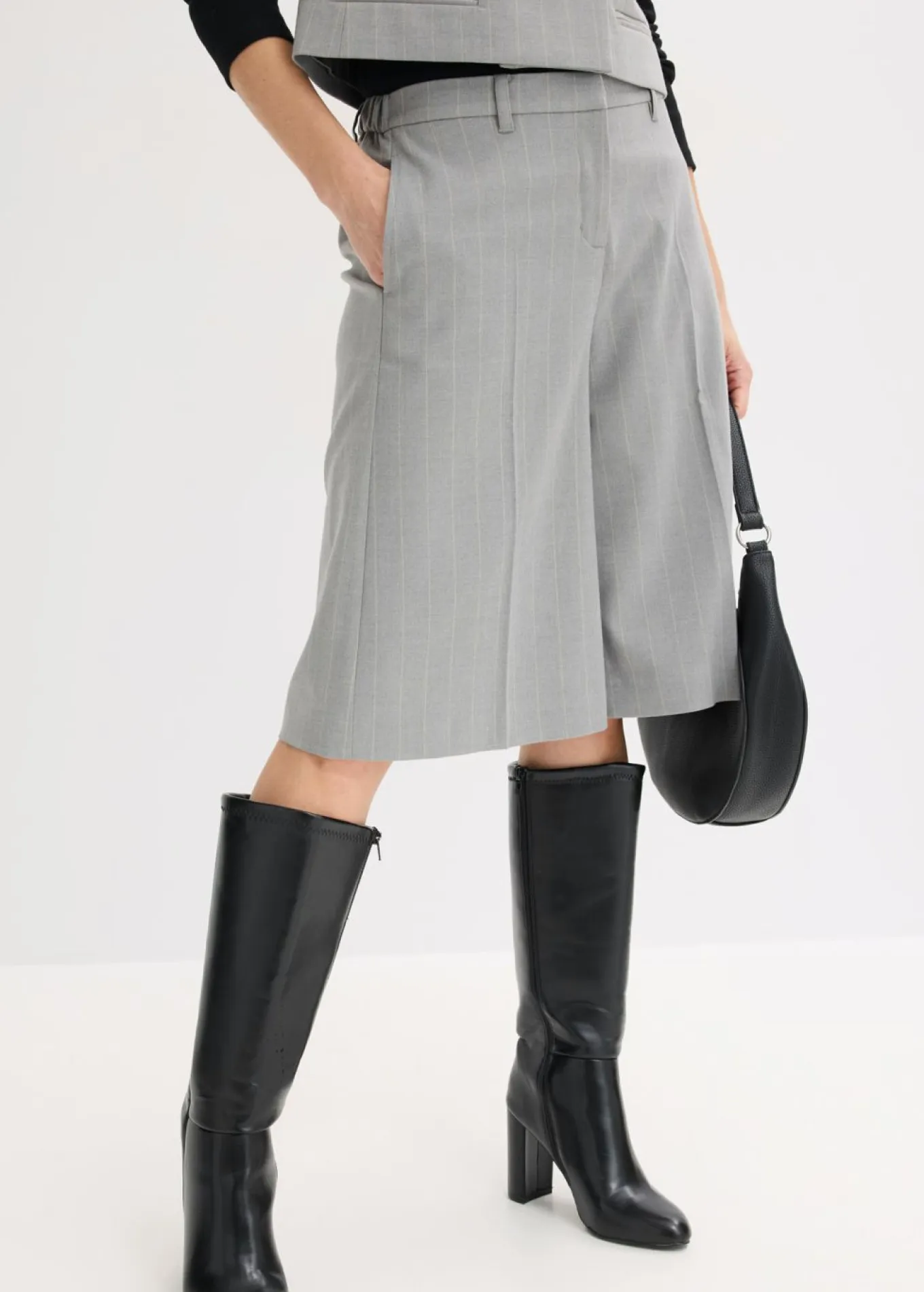 Bermudas de raya diplomática con pinzas