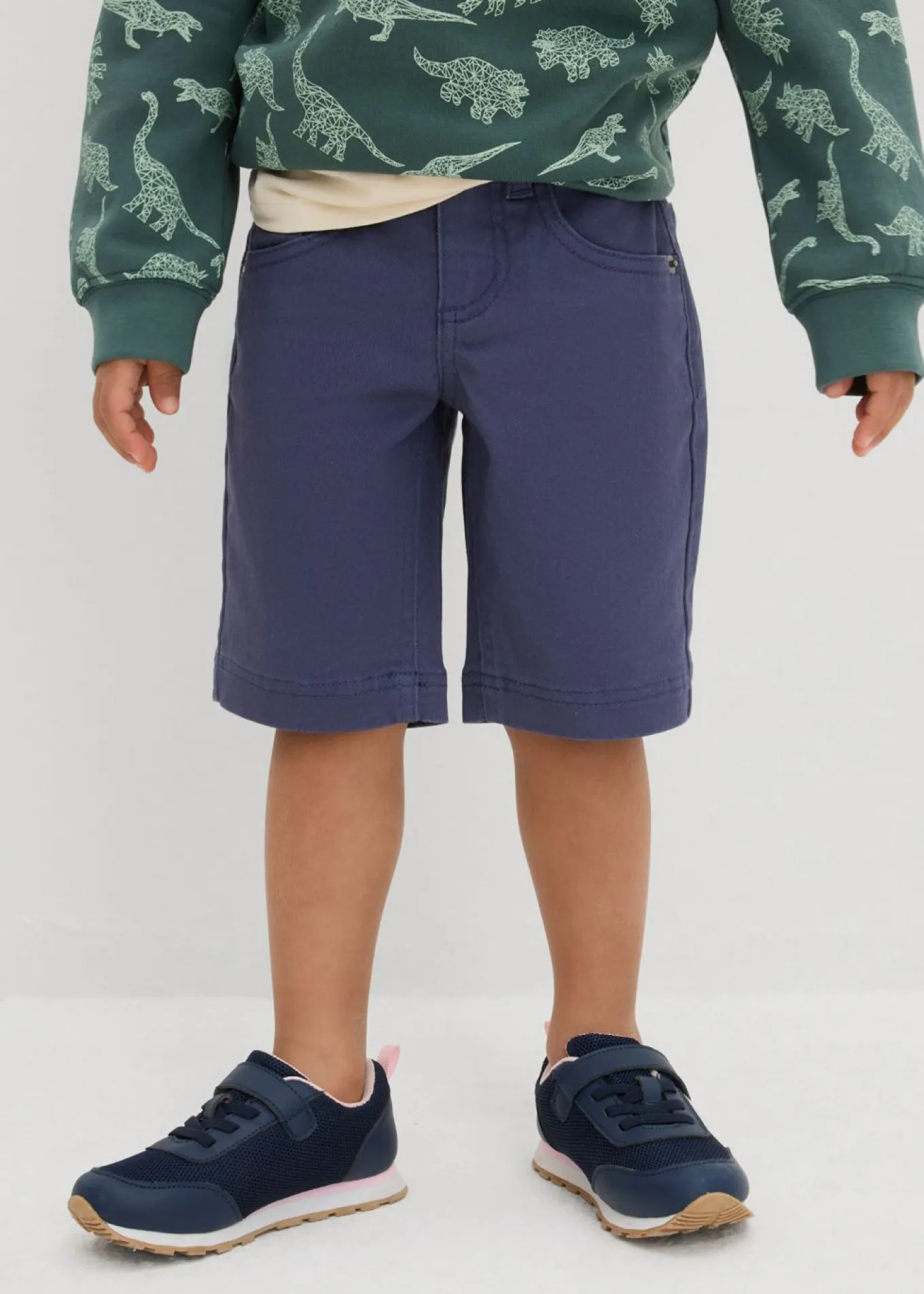 Bermudas elásticas con corte regular