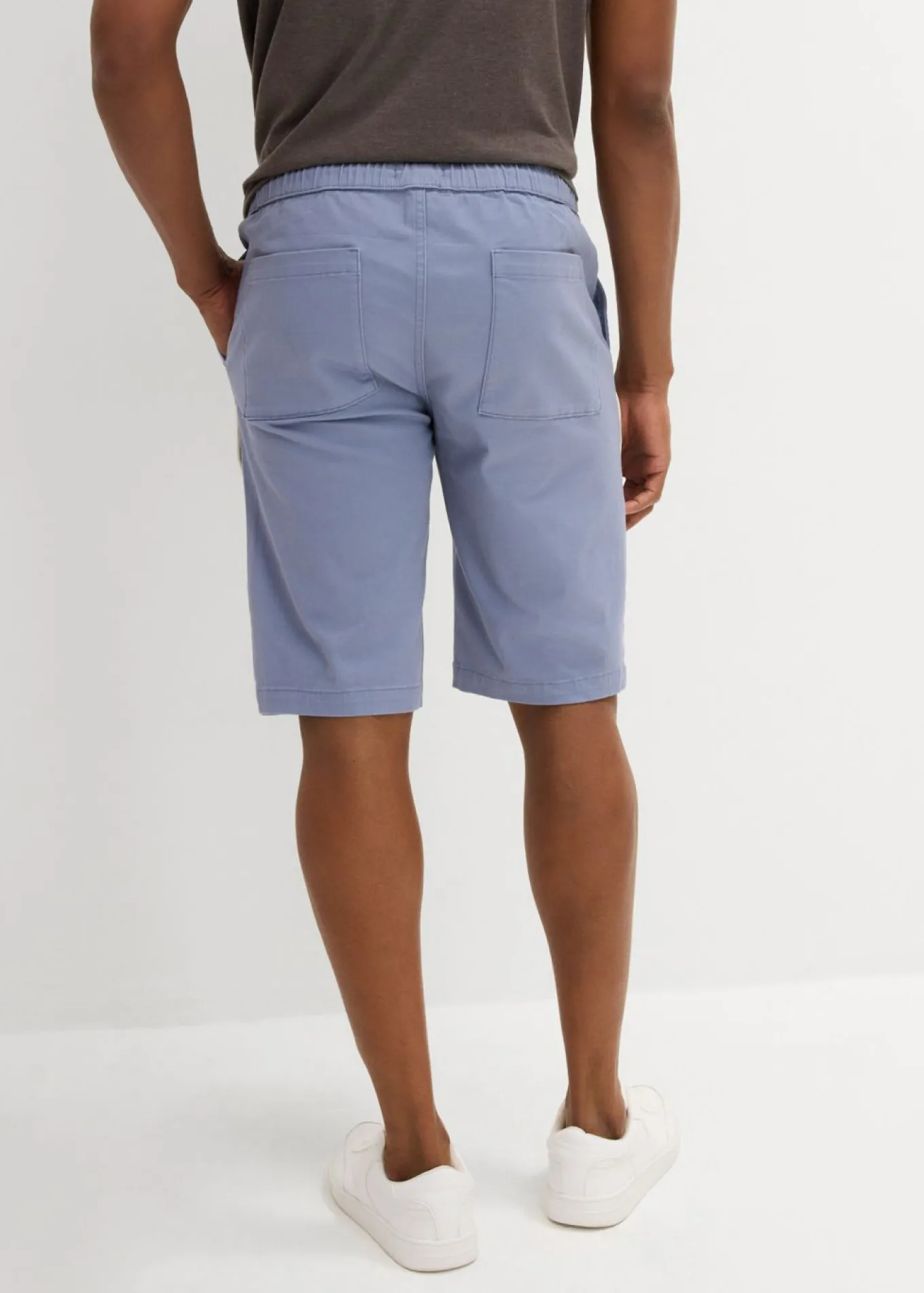Bermudas elásticas sin cierre con corte holgado