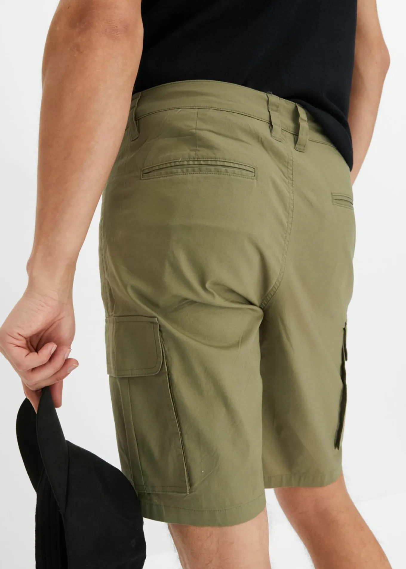 Bermudas elásticas tipo cargo con corte regular