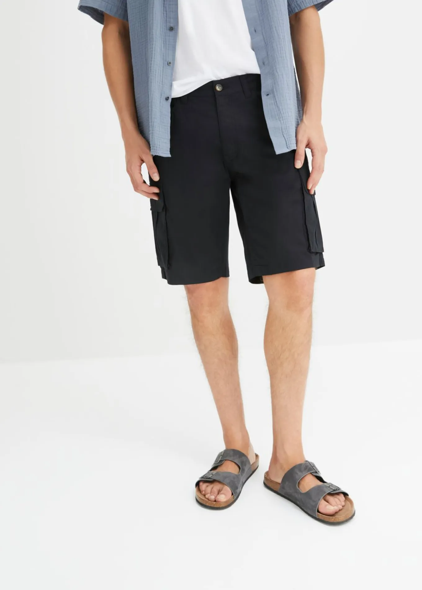 Bermudas elásticas tipo cargo con corte regular