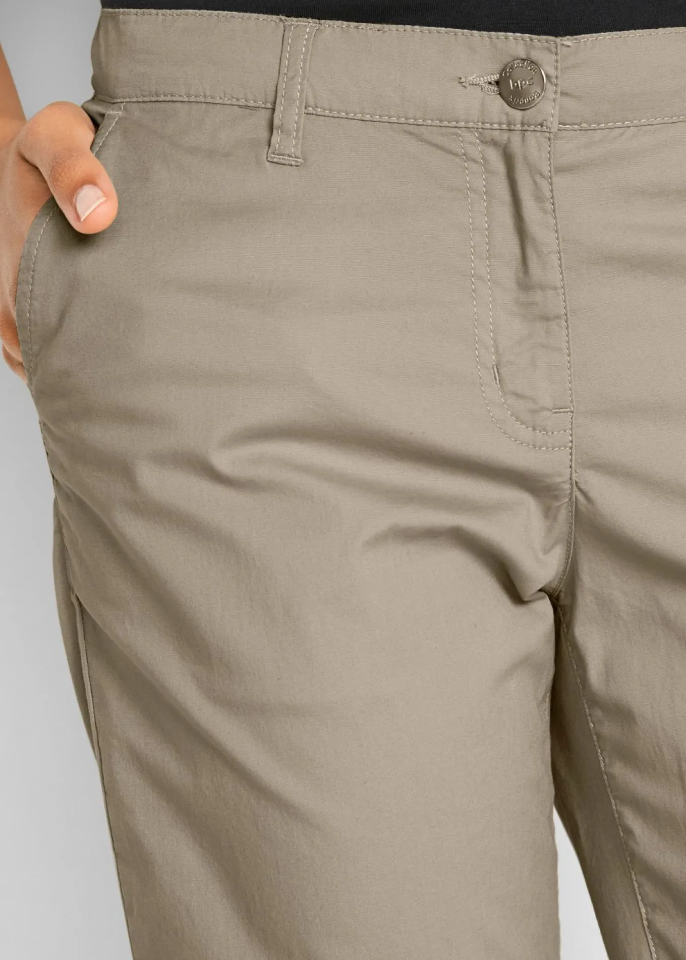 Bermudas largas con cintura elástica