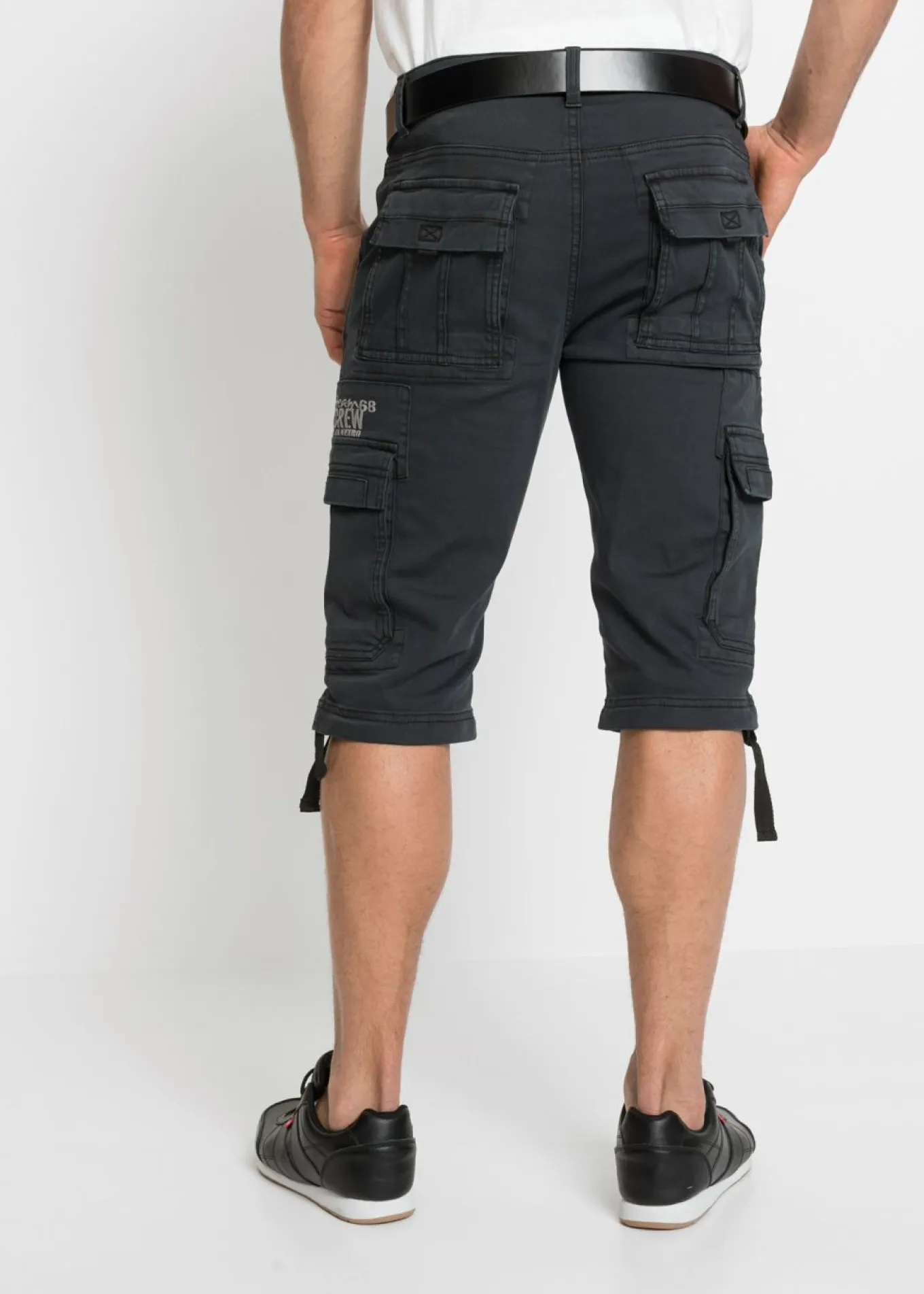 Bermudas largas elásticas, con bolsillos cargo, regular fit