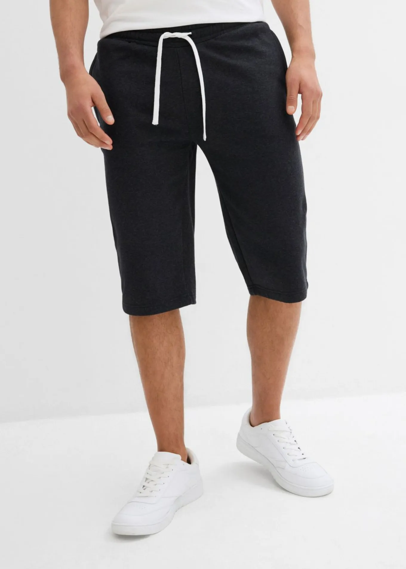 Bermudas largas tipo chándal