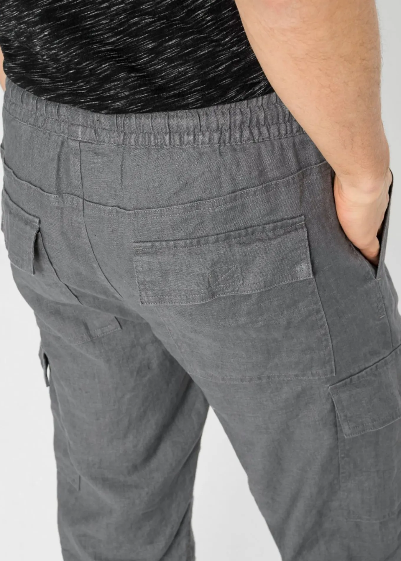Bermudas tipo cargo con lino y corte regular