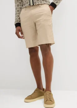 Bermudas tipo chino con lino y corte regular