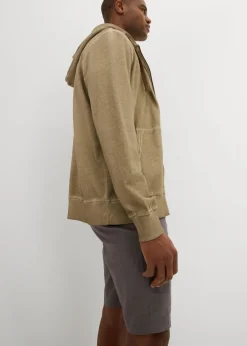 Bermudas tipo chino con lino y corte regular
