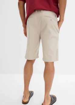 Bermudas tipo chino de algodón puro con corte recto
