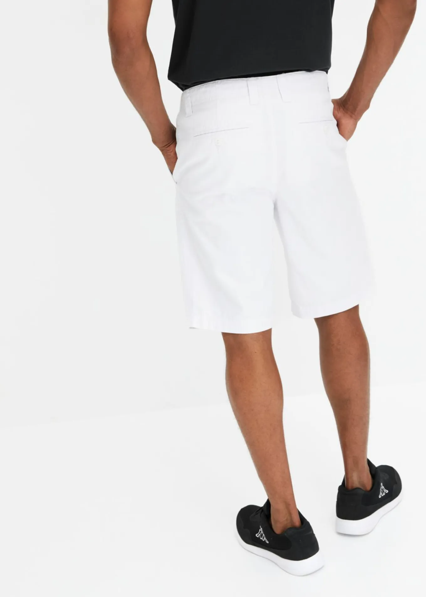Bermudas tipo chino de algodón puro con corte recto