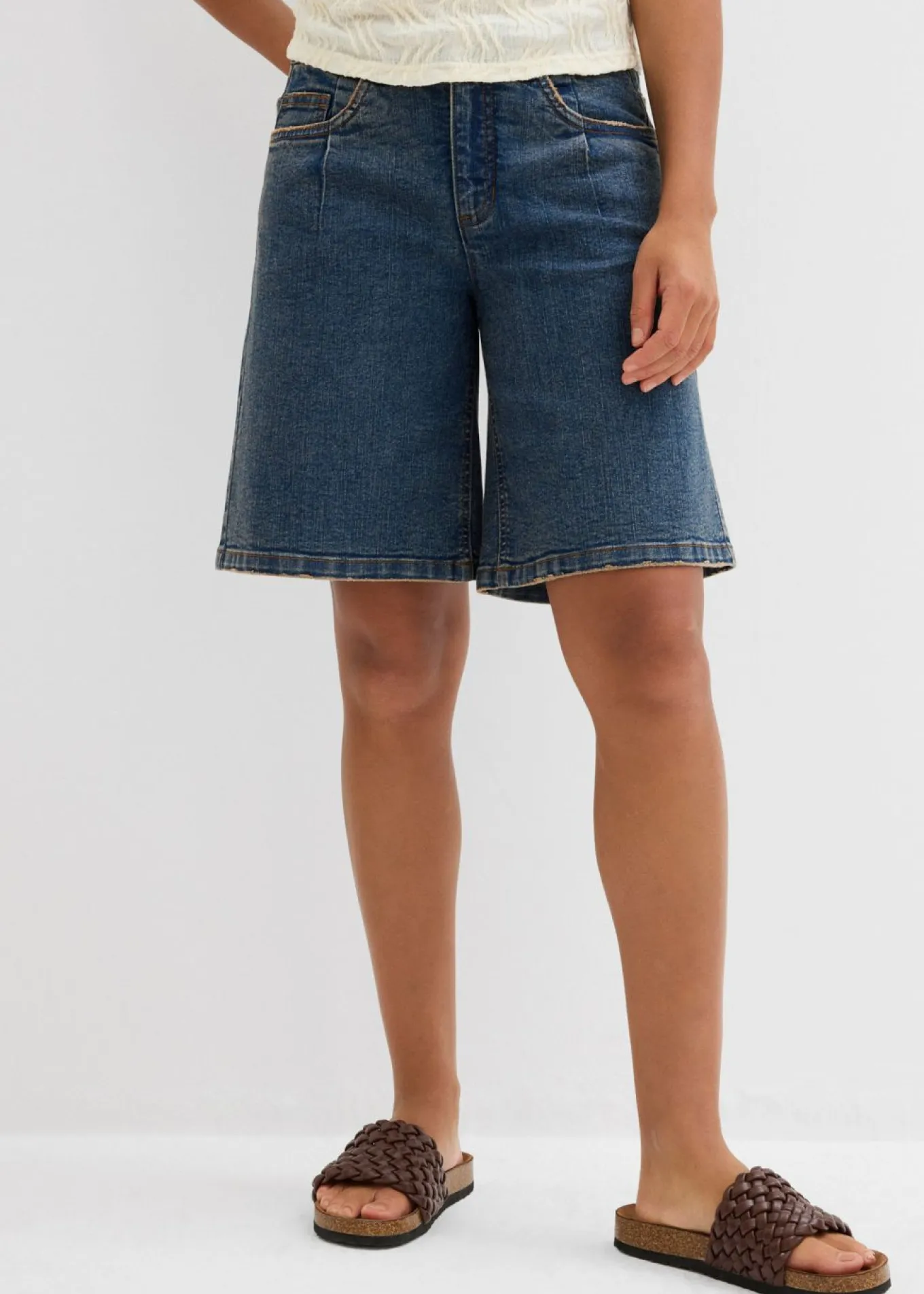 Bermudas vaqueras de talle medio
