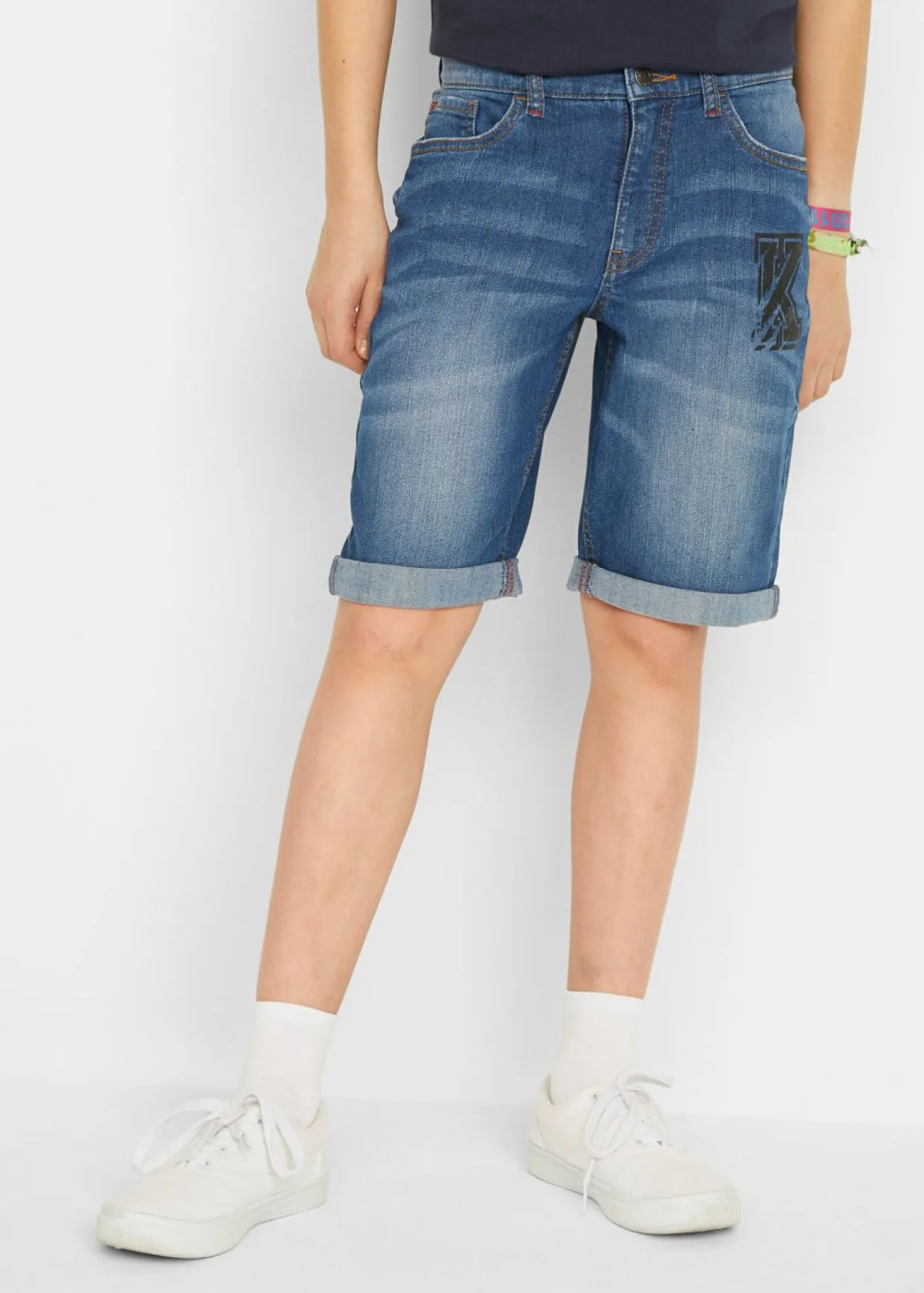 Bermudas vaqueras elásticas con corte ajustado