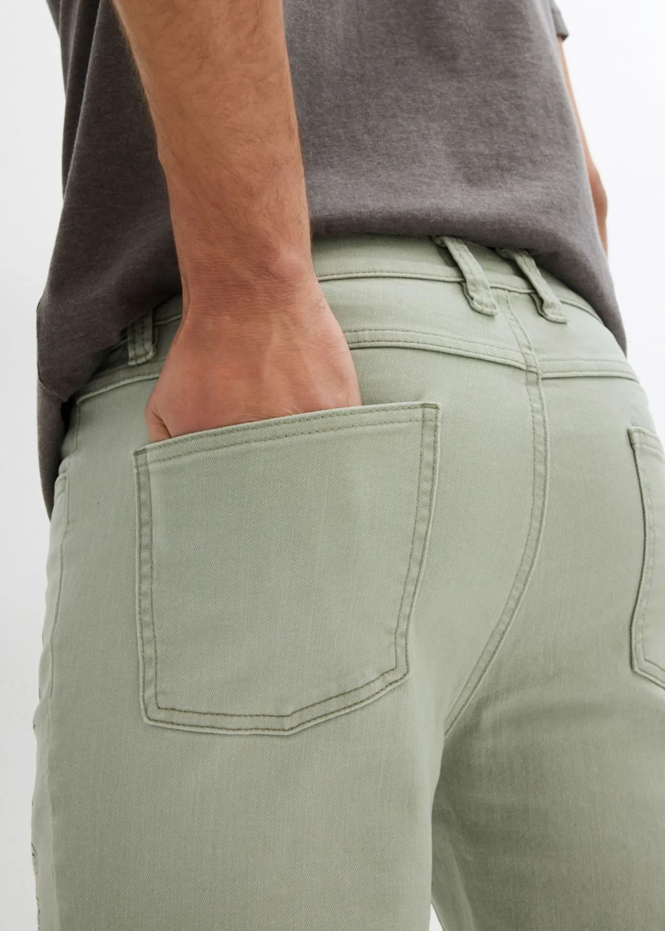 Bermudas vaqueras elásticas con corte regular
