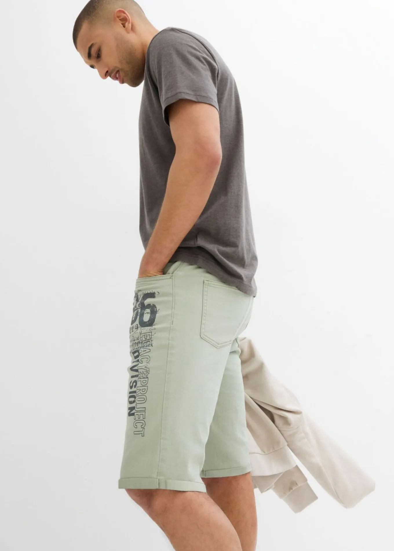 Bermudas vaqueras elásticas con corte regular