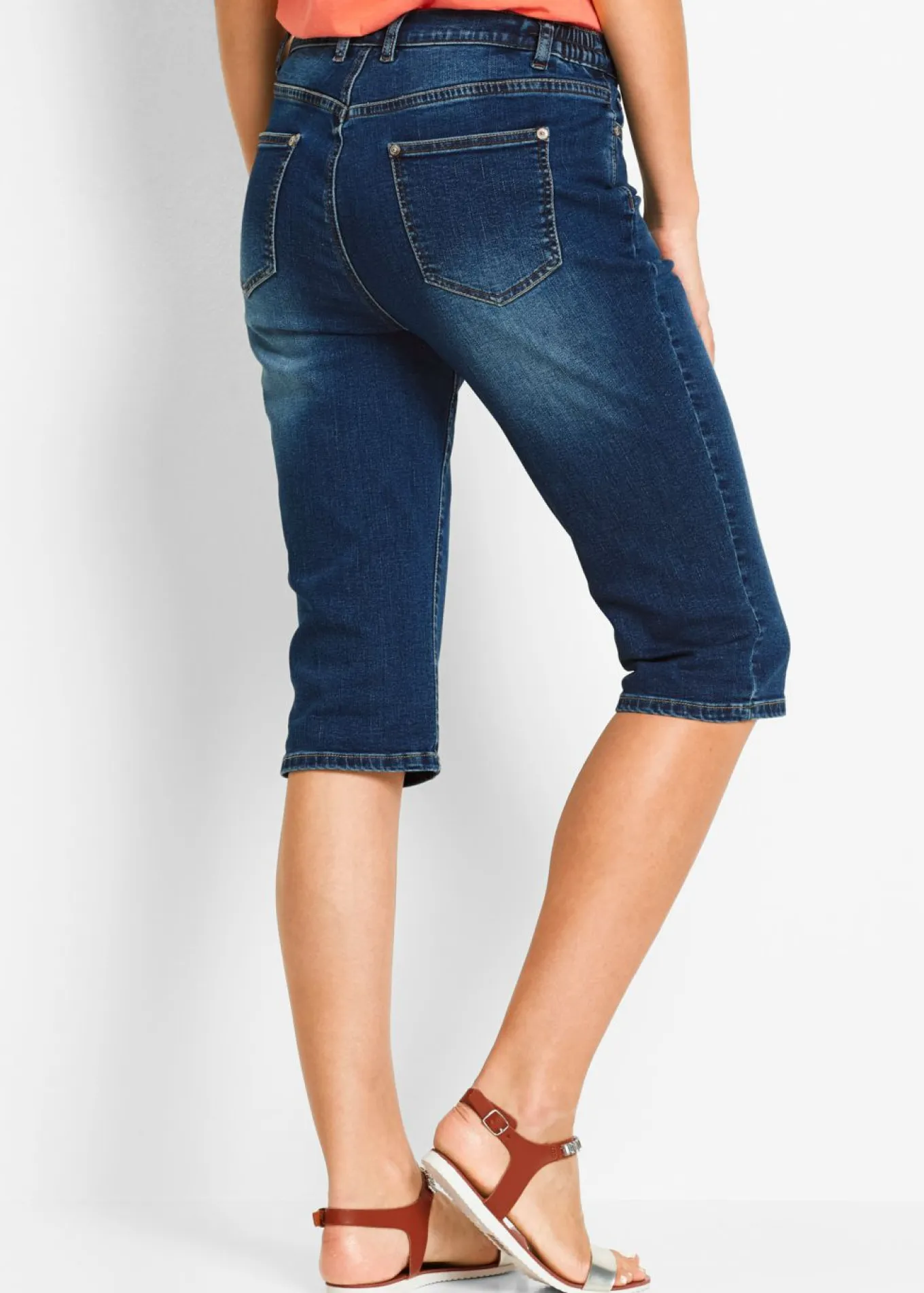 Bermudas vaqueras, mid waist, con cintura cómoda