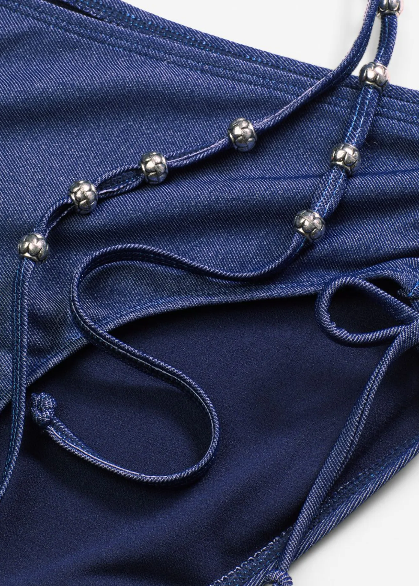 Bikini con aros y aspecto vaquero (2 piezas)