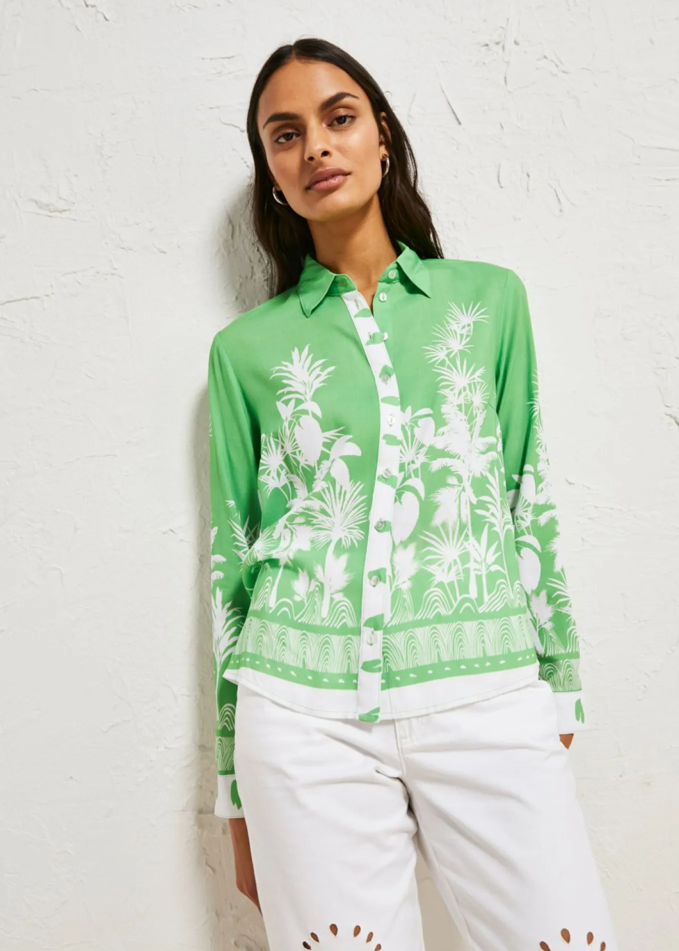Blusa asimétrica de viscosa fluida