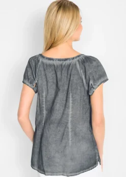 Blusa cold-dye de manga corta en algodón sostenible