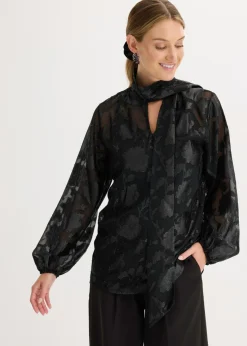 Blusa con bordado