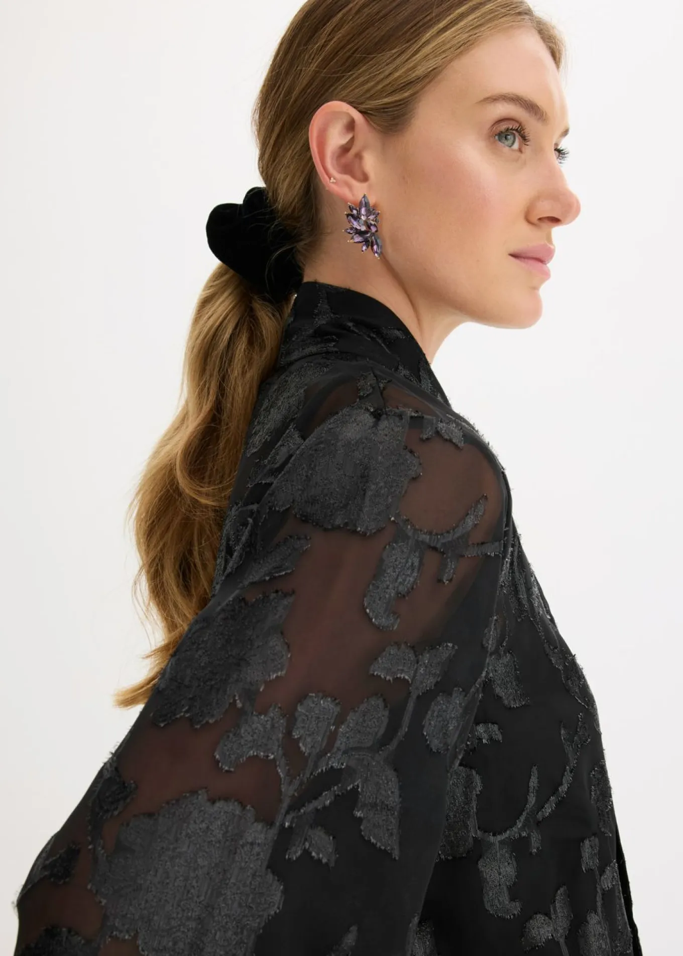 Blusa con bordado