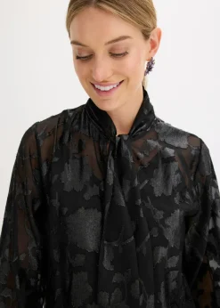 Blusa con bordado