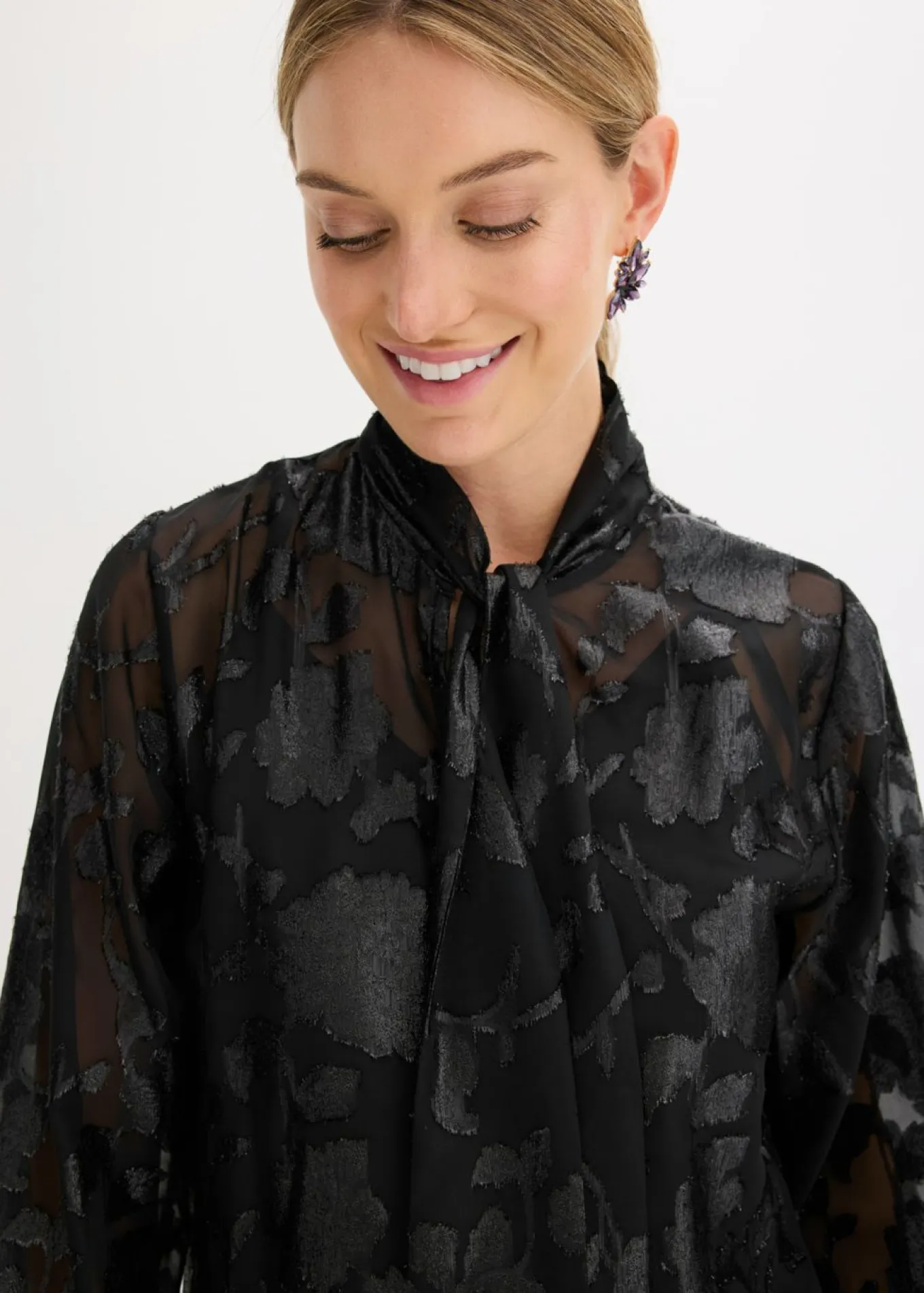 Blusa con bordado