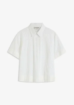 Blusa con bordado calado