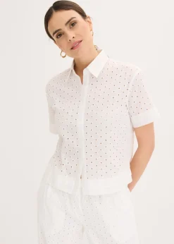 Blusa con bordado calado