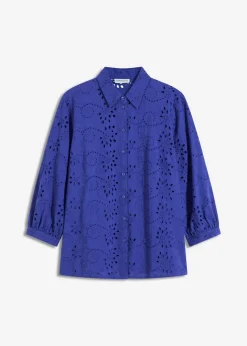 Blusa con bordado calado