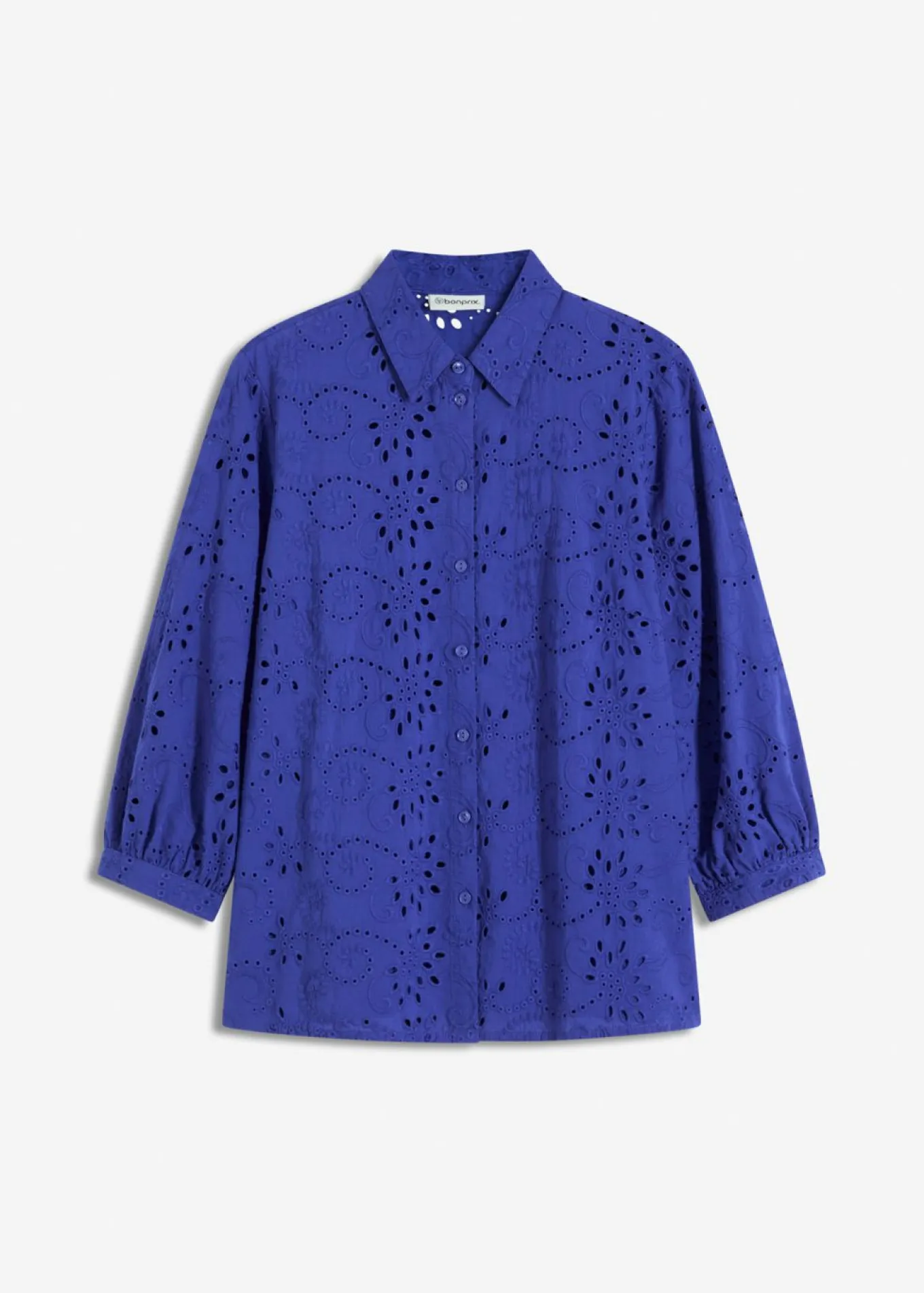Blusa con bordado calado