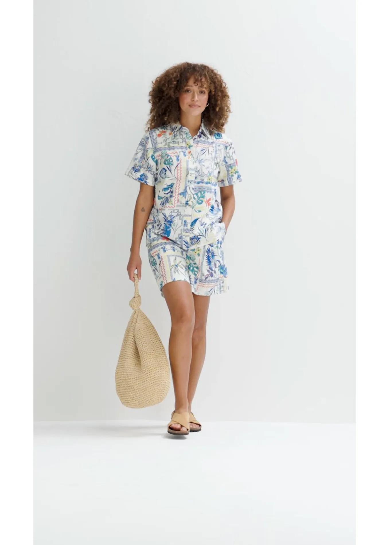 Blusa con contenido de seda