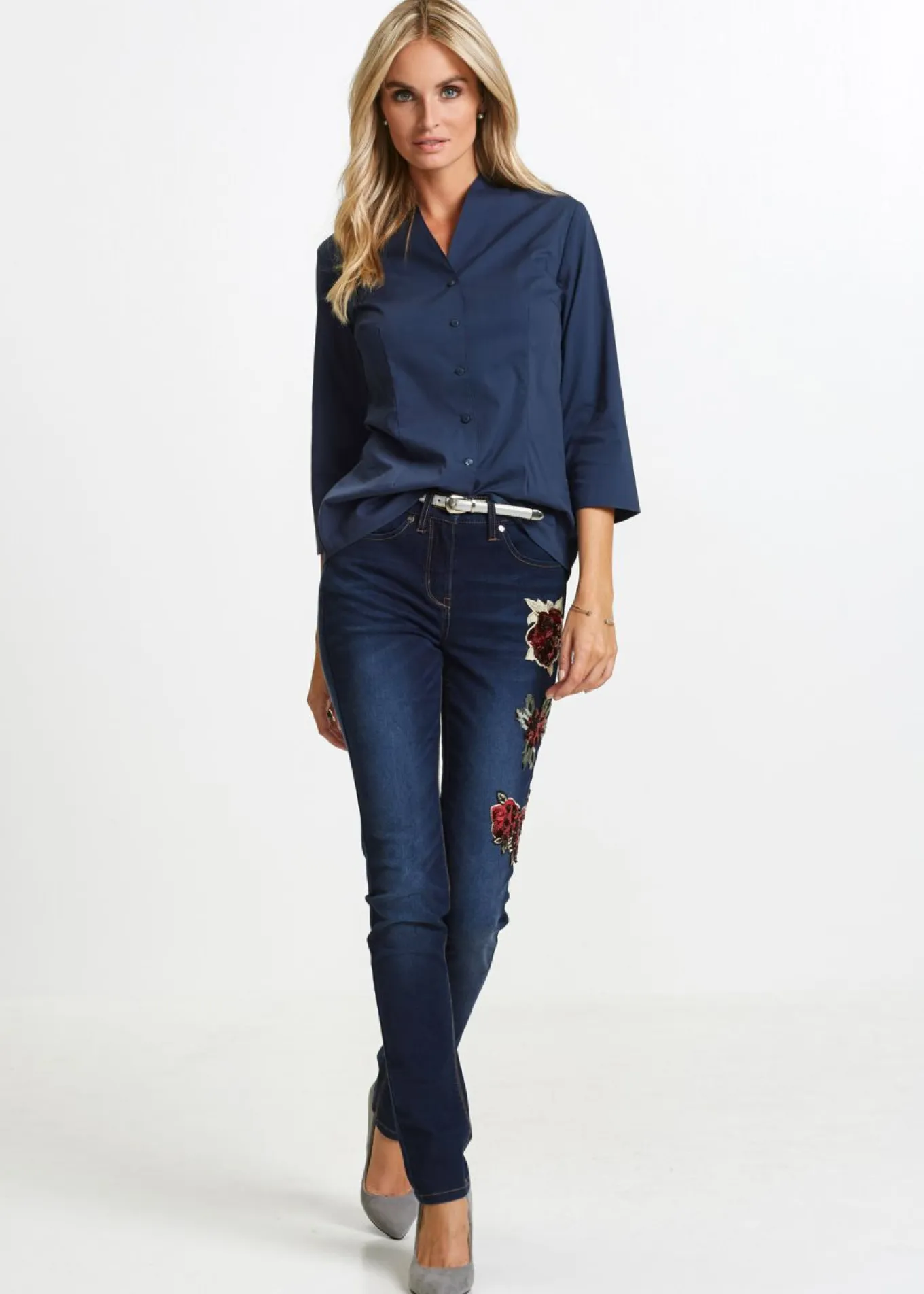 Blusa con cuello chimenea